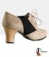 street flamenco style shoes begona cervera - Begoña Cervera - Sierpes Street