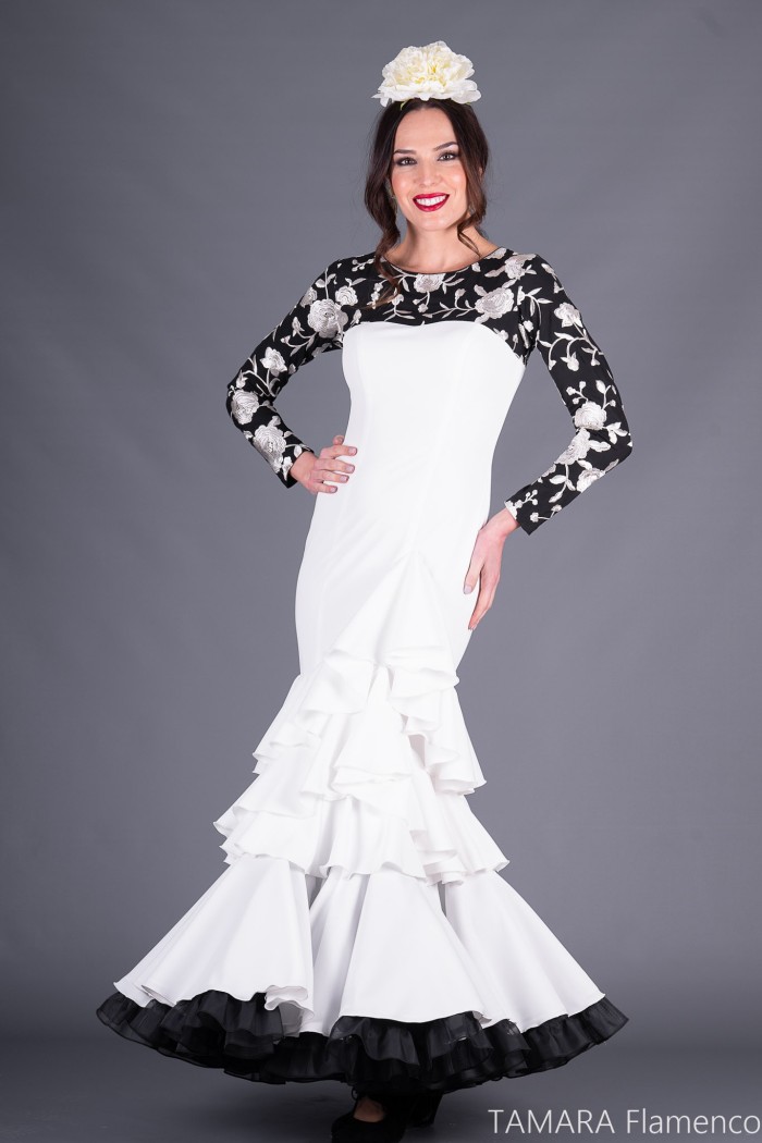 Robes flamenco Aires de Feria modèle Robe de flamenco Copla Noir fleurs brodées ivoire 