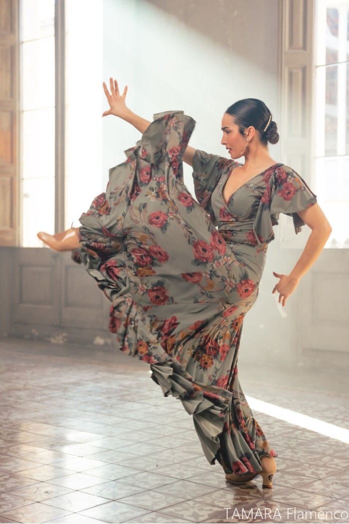 Robes flamenco FEMME modèle Robe Olas - Tricot élastique Imprimé Imprimé floral coloré