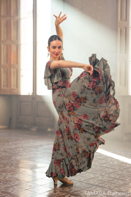 Robes flamenco FEMME modèle Robe Olas - Tricot élastique Imprimé Imprimé floral coloré