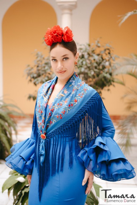 Trajes de Flamenca 2025 Aires de Feria modelo Gloria traje de flamenca azul