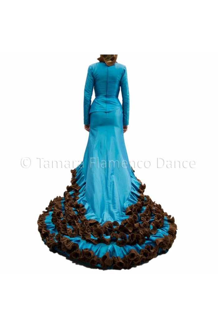  Tailed gown - Bata de cola model Dress with tailed Gown - Ana Desing 