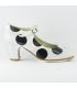 zapatos de flamenco profesionales en stock - Begoña Cervera - Lunares blanco negro