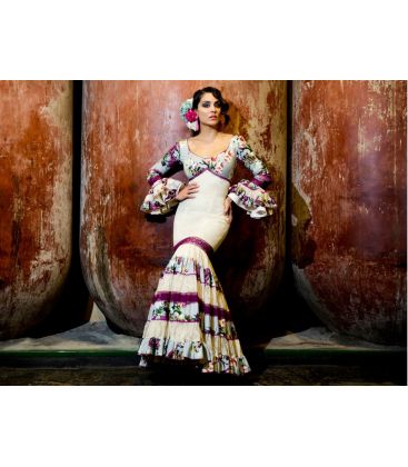 woman flamenco dresses 2016 - Aires de Feria - Soleares beige and cardinal artistic photo