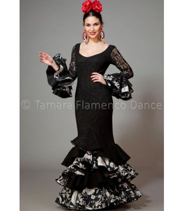 trajes de flamenca 2016 mujer - Aires de Feria - Feria negro estampado blanco