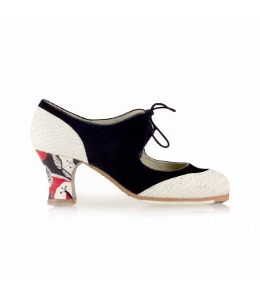 flamenco shoes professional for woman - Begoña Cervera - Cordoneria black and white suede and leather heel carrete hand painted 