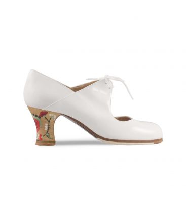 flamenco shoes professional for woman - Begoña Cervera - Arty white patent leather carrete heel hand painted
