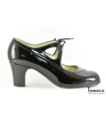 zapatos de flamenco profesionales en stock - Begoña Cervera - Candor charol negro con tacon clásico 6 cm