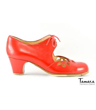 zapatos de flamenco profesionales en stock - Begoña Cervera - Petalos piel rojo 5cm