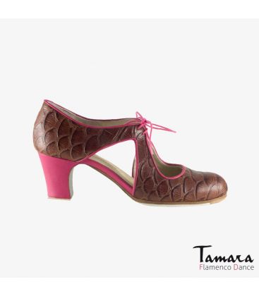 zapatos de flamenco profesionales personalizables - Begoña Cervera - Escote coco marron piel fucsia tacon clasico 