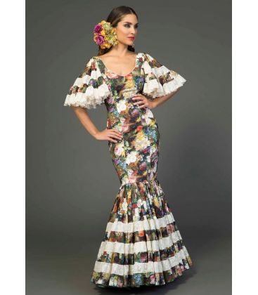 trajes de flamenca 2018 mujer - Aires de Feria - Vestido de gitana Huelva estampado