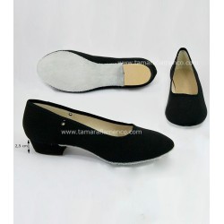 Accessoires de danse modèle Chaussure Caracter - Talon Bas 