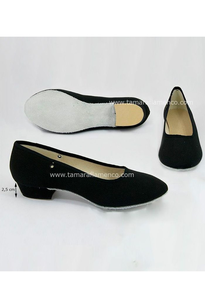 Accessoires de danse modèle Chaussure Caracter - Talon Bas 