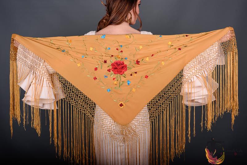 Manton Roma - Bordado multicolor rojo