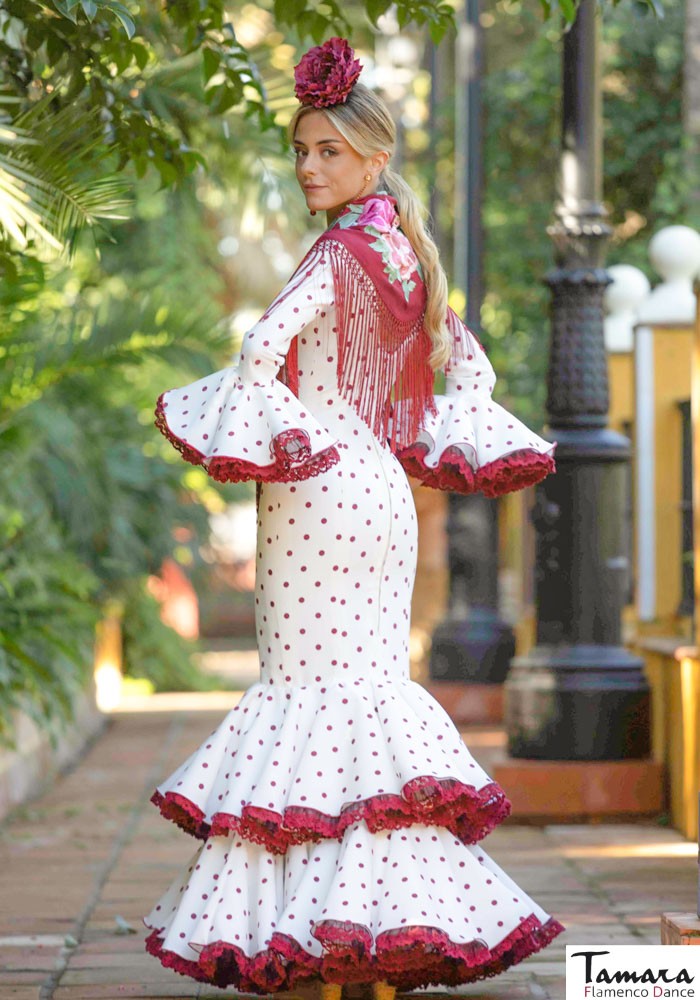 Traje de flamenca Esencia marfil lunares burdeos