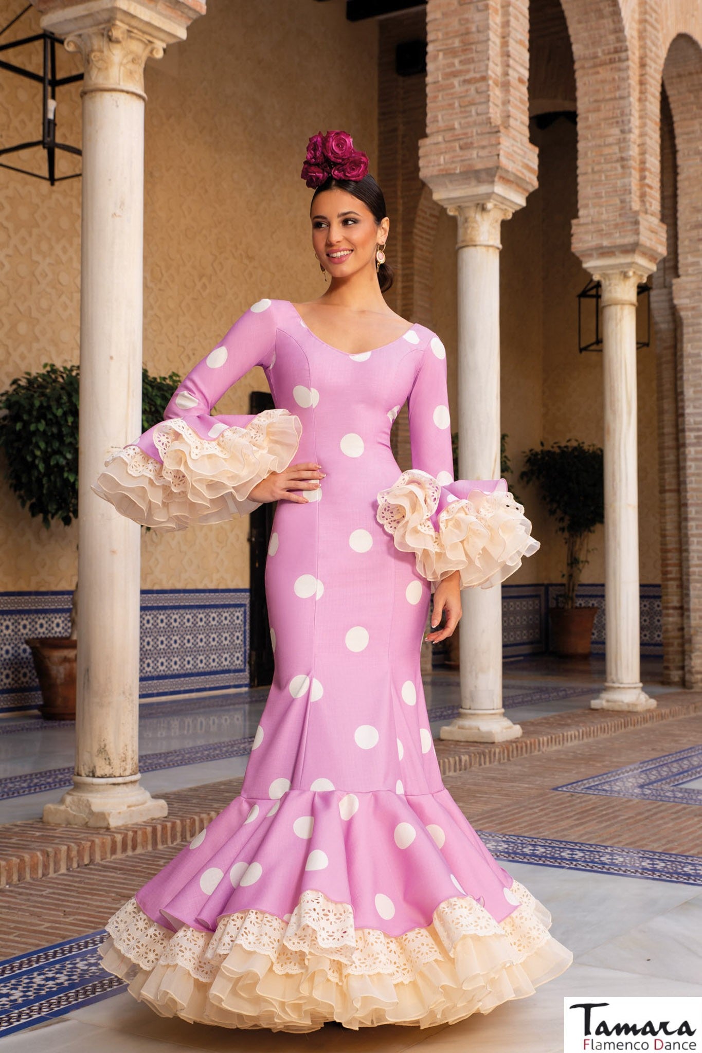 Traje de flamenca Jaleo Rosa lunares beig