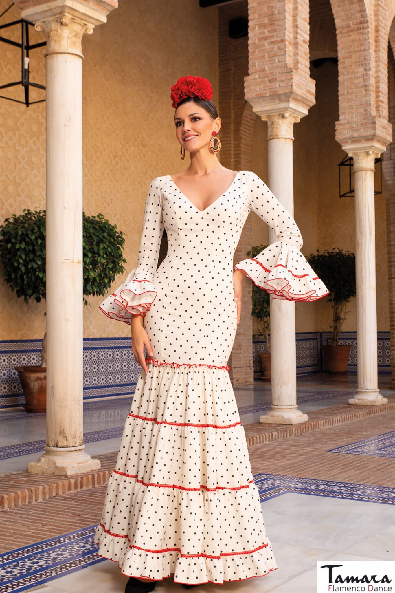 Traje de flamenca Doñana Beig lunar negro