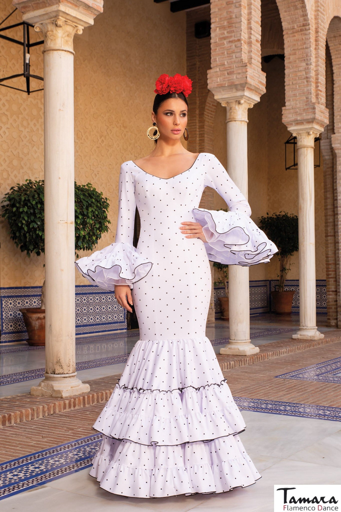 Traje de flamenca Bohemia Blanco lunares negros