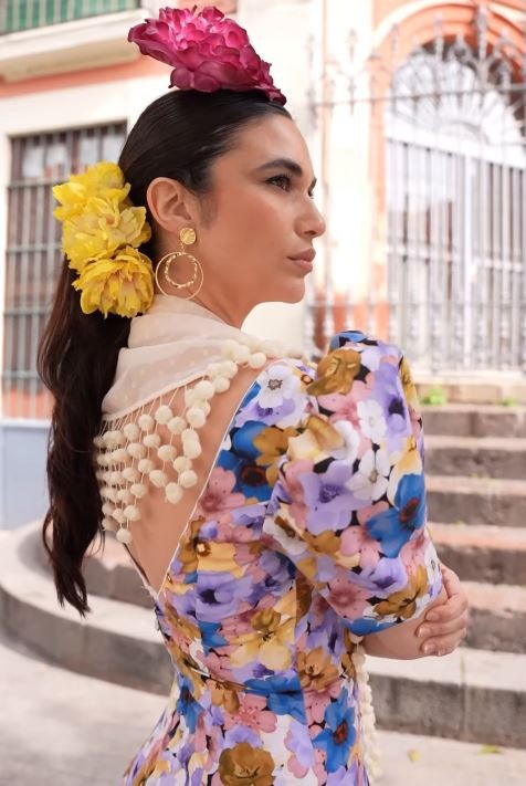 Mantoncillo flamenca artesano con madroños