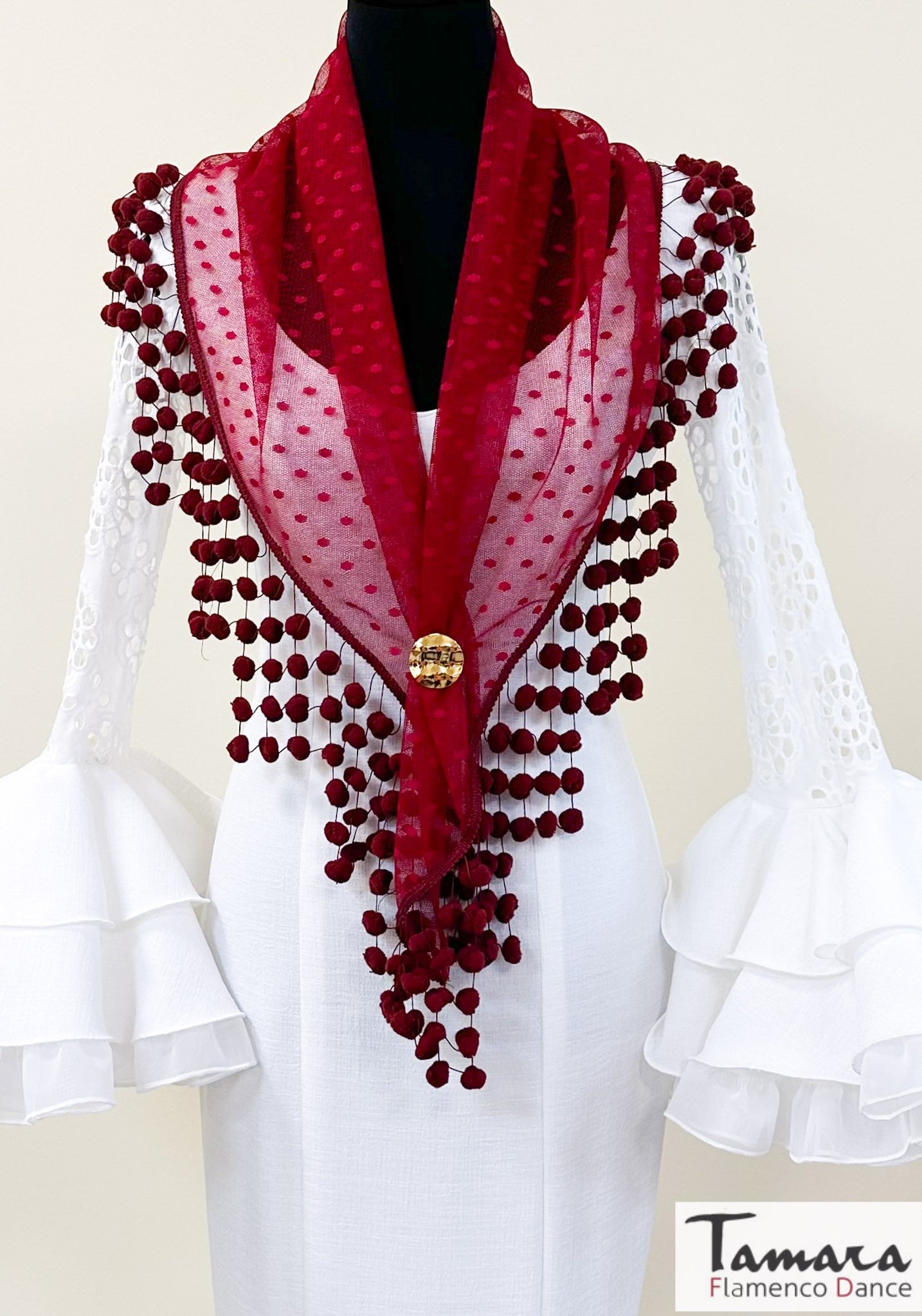 Mantoncillo flamenca artesano con madroños Burdeos