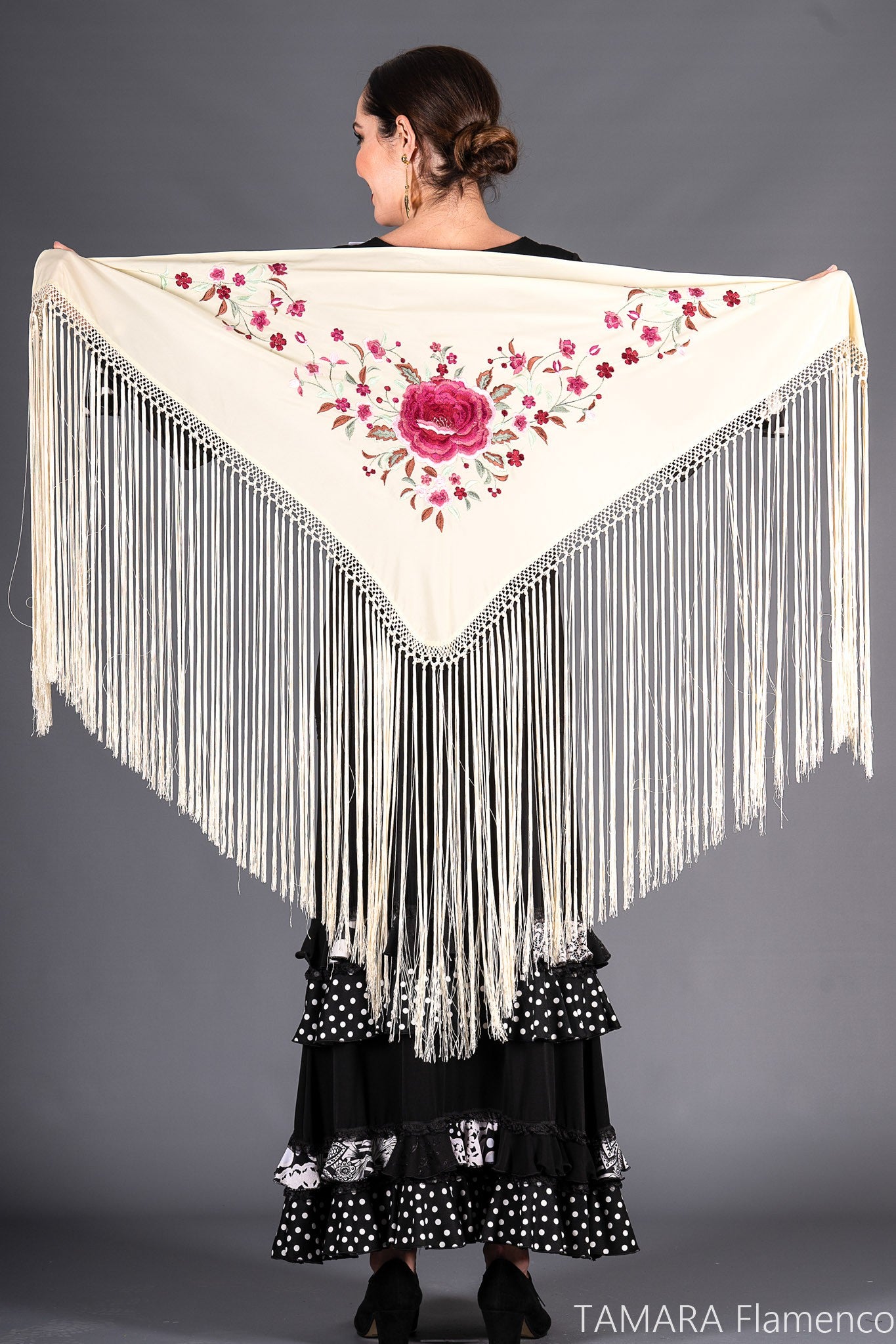 Tuscan Shawl - Pink/Burgundy Embroidery | Tamara Flamenco