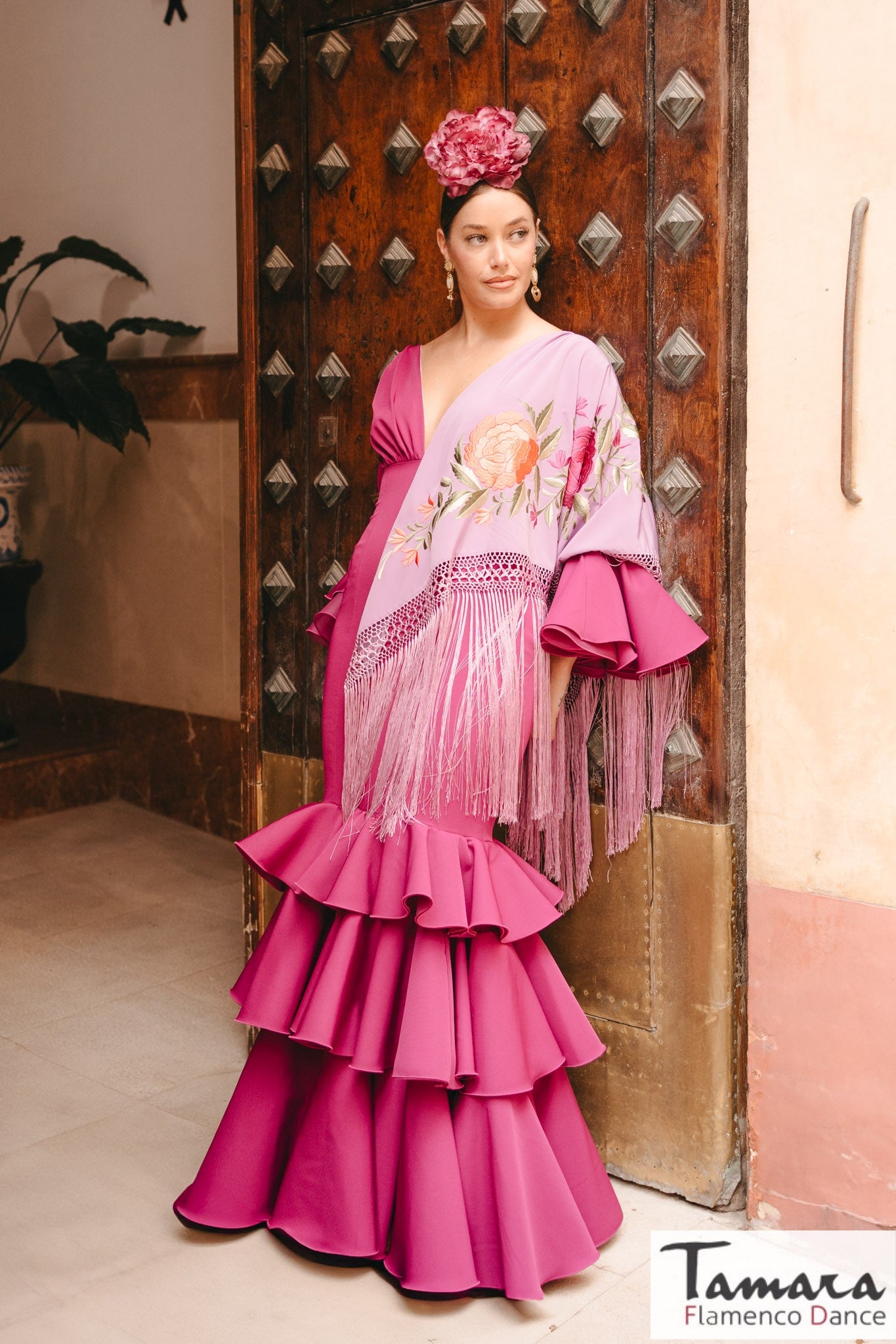 Traje de flamenca Amores rosa oscuro