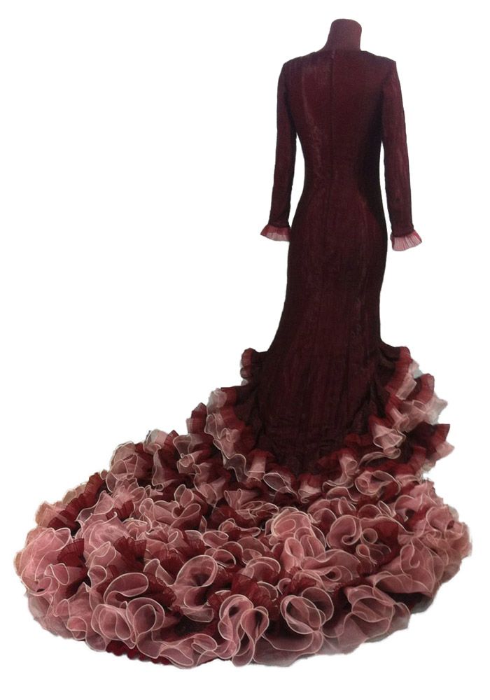 Vestido con bata de cola - Modelo Carmen