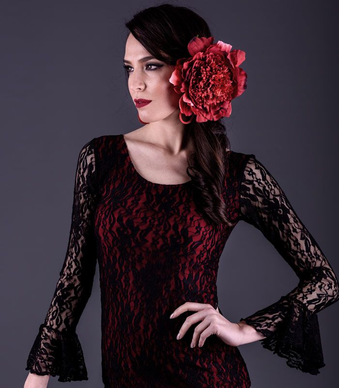 Camiseta Alcazar - Viscosa y encaje rojo con encaje negro