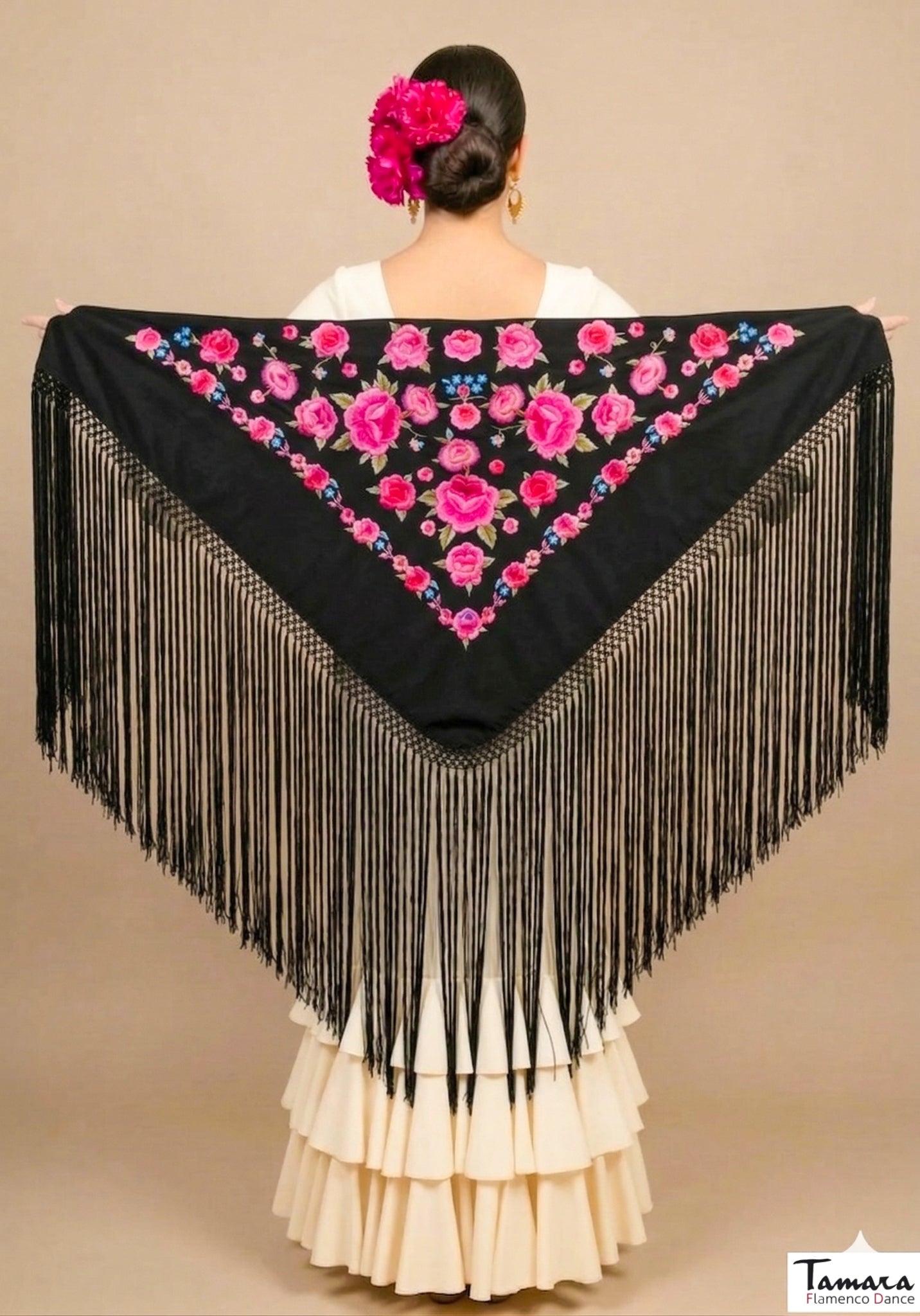Mantoncillo Verona - Bordado tonos Fuxia Negro