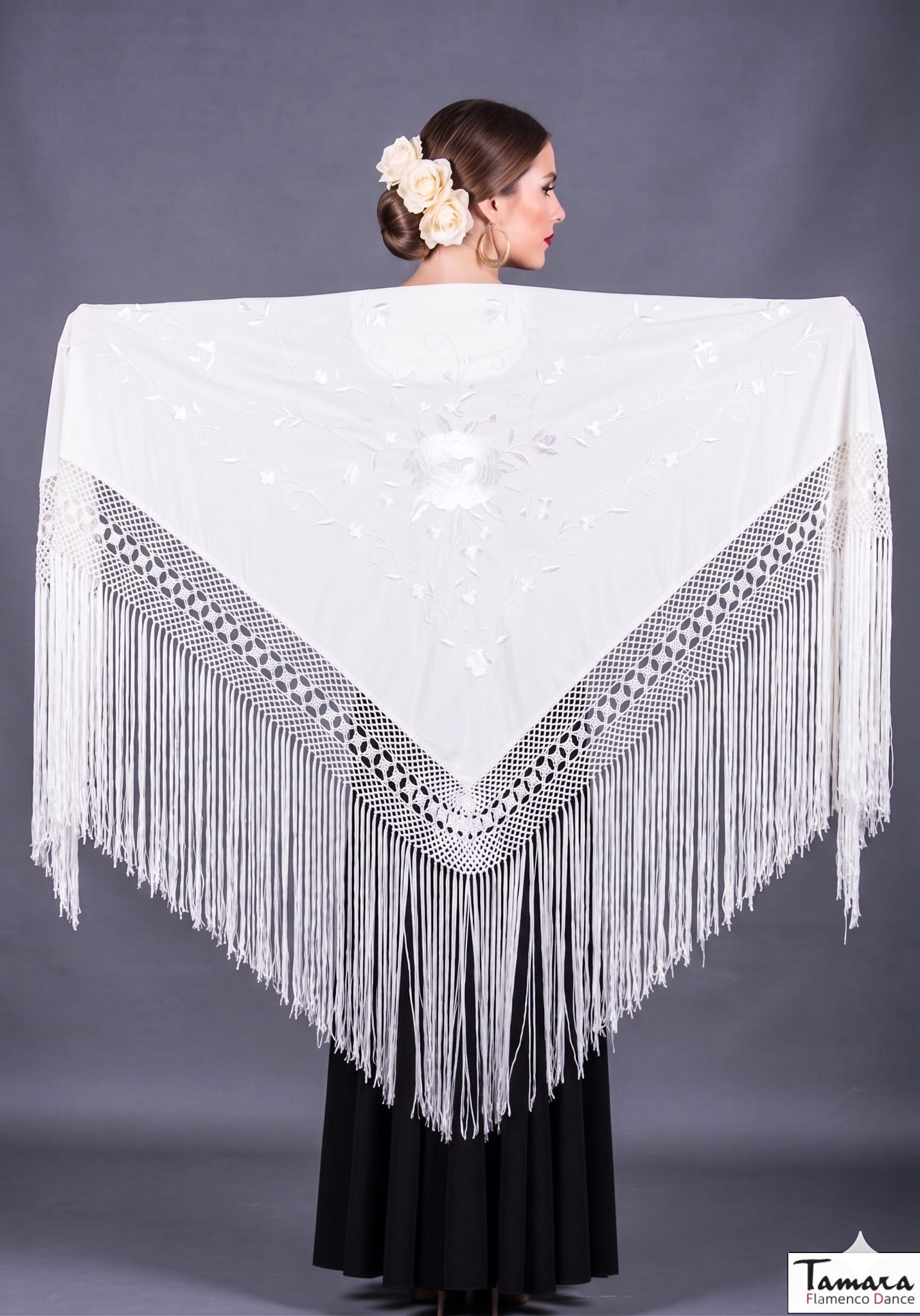Manton Roma - White Embroidery | Tamara Flamenco