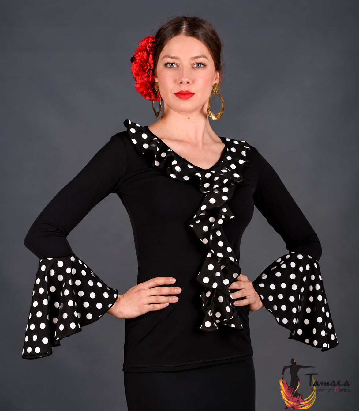 Camiseta Carmona - Viscosa y koshivo Negro lunar blanco