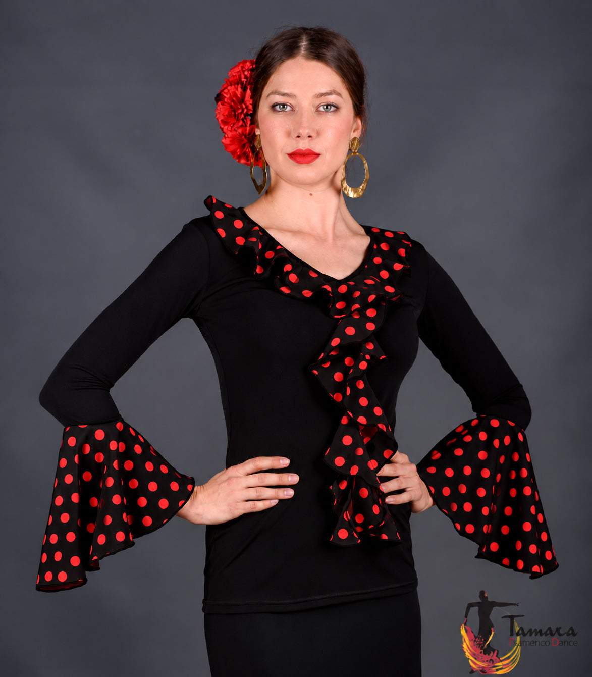 Camiseta Carmona - Viscosa y koshivo Negro lunares rojos