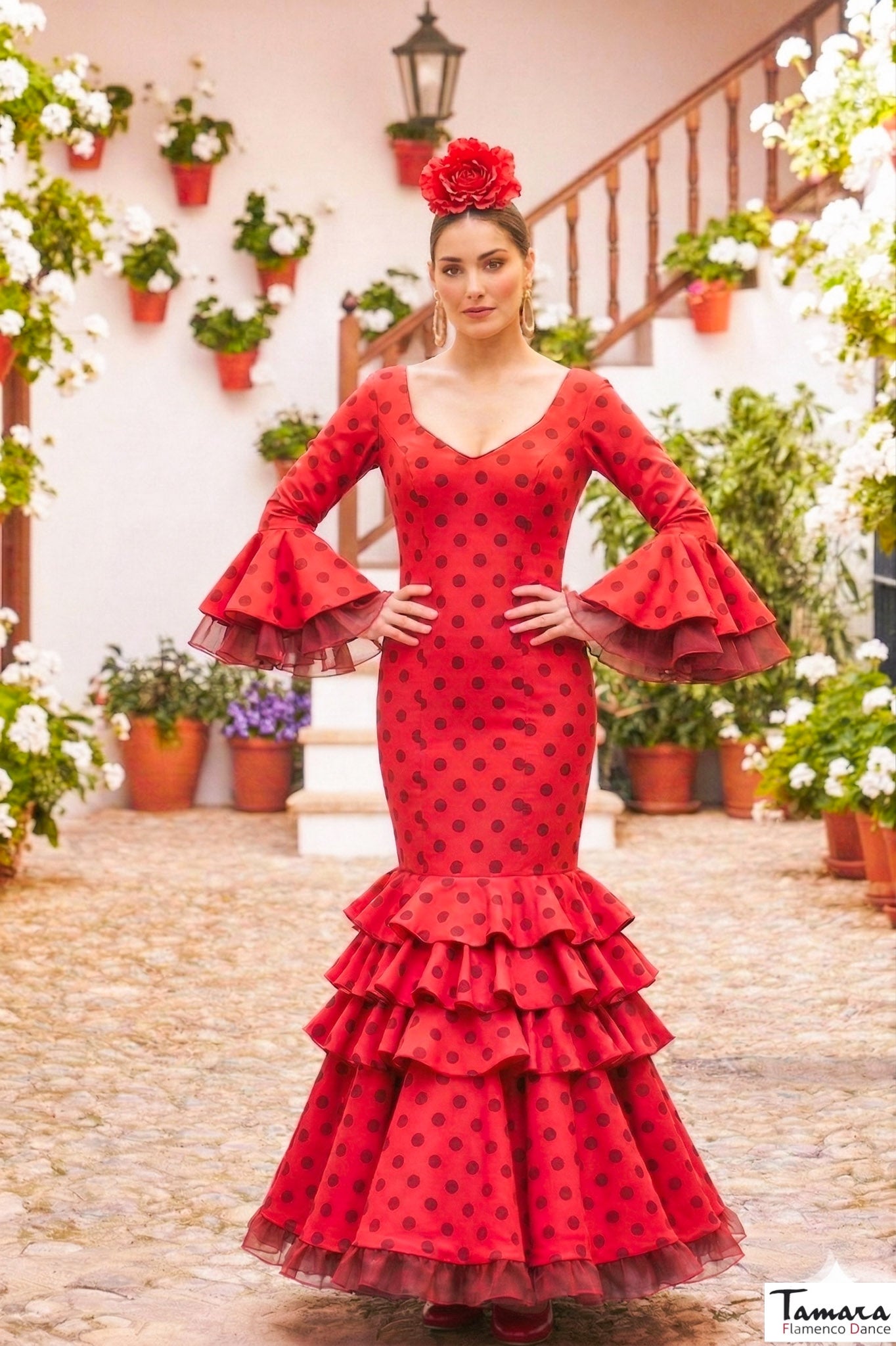 Traje de flamenca Clavellina Rojo lunares grandes oscuros
