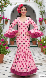 Traje de flamenca Juana Rosa con lunares