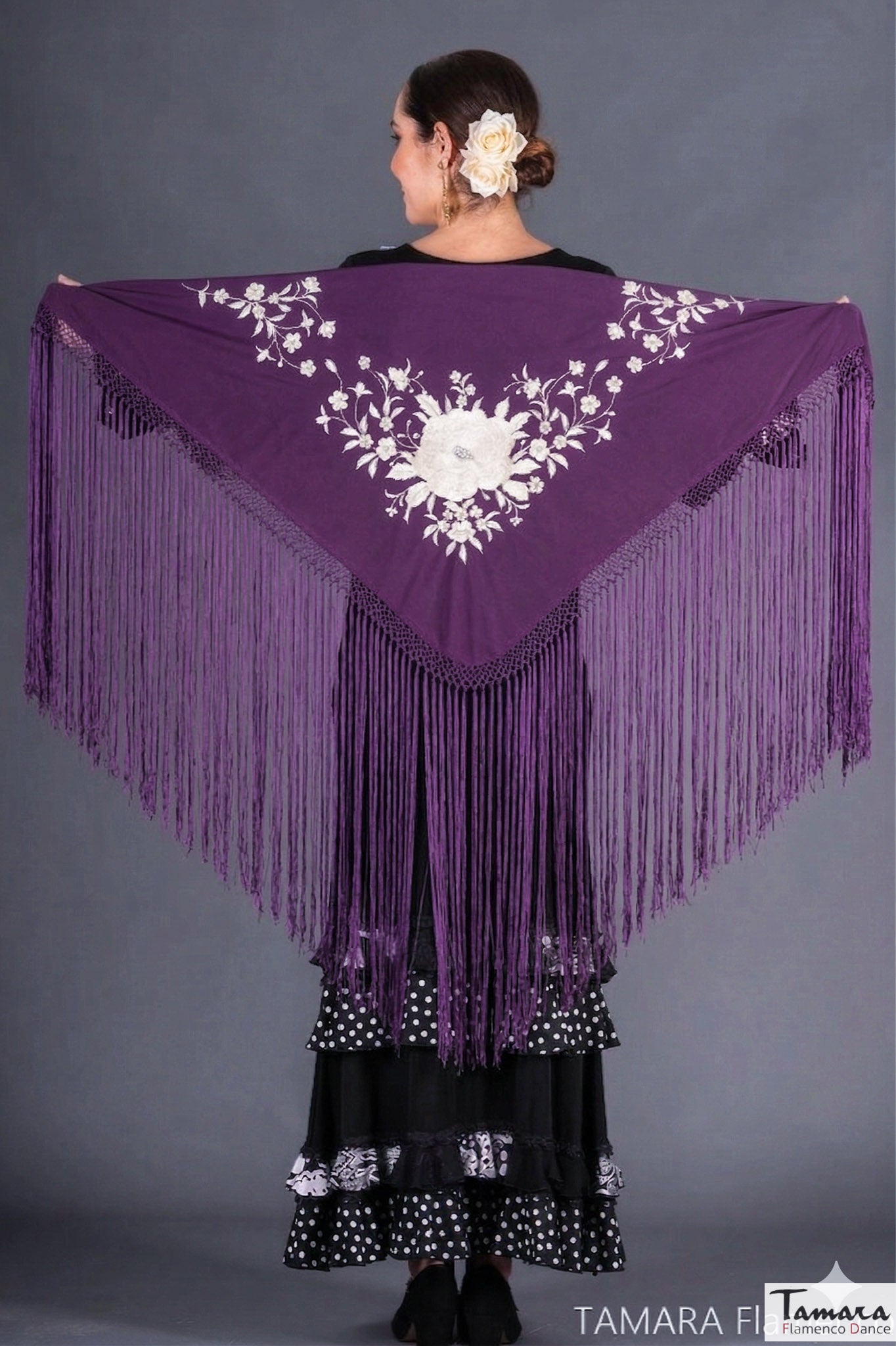 Mantoncillo Toscana - Bordado Marfil Morado